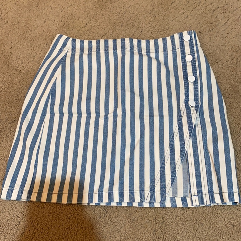 pin stripe skirt with slit